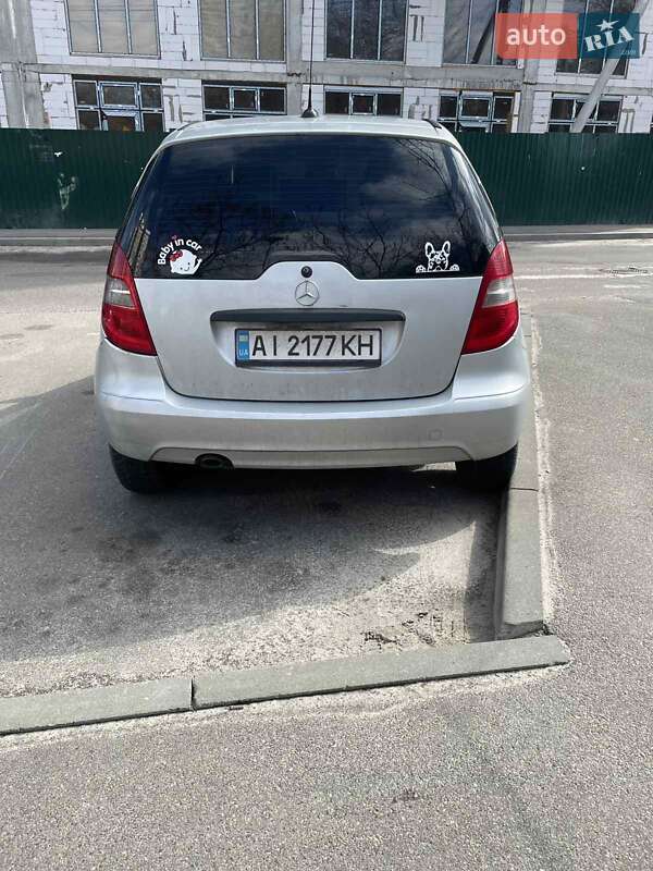 Mercedes-benz A-class (2010)