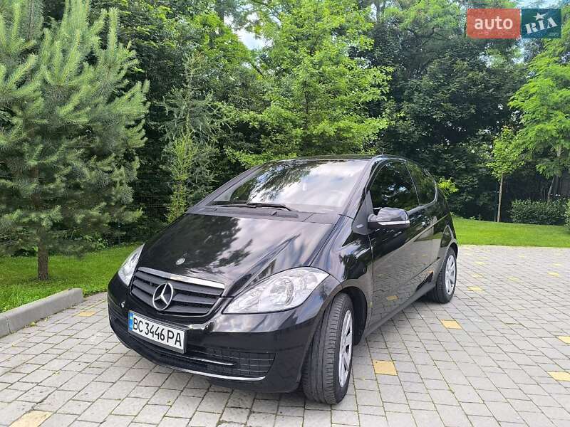 Mercedes-benz A-class (2010)