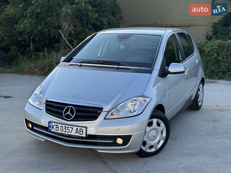 Mercedes-benz A-class (2011)