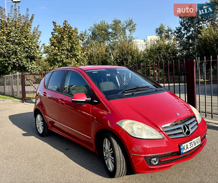 Mercedes-benz A-class (2010)