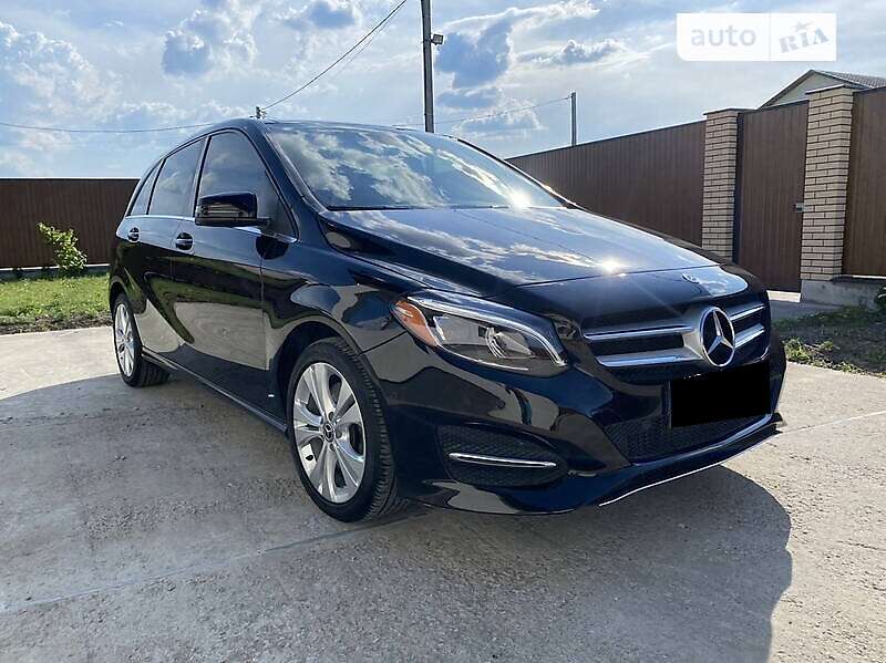 Mercedes-benz B 250 (2017)