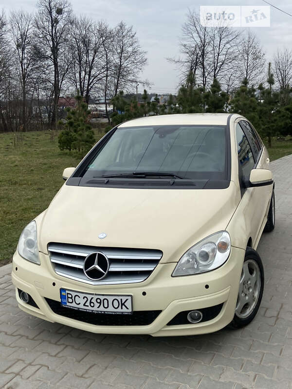 Mercedes-benz B180 cdi (2009)