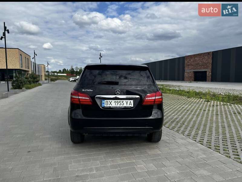 Mercedes-benz B 250e (2016)