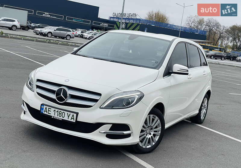 Mercedes-benz B 250e (2016)