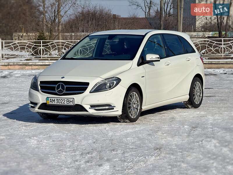 Mercedes-benz B-class (2012)