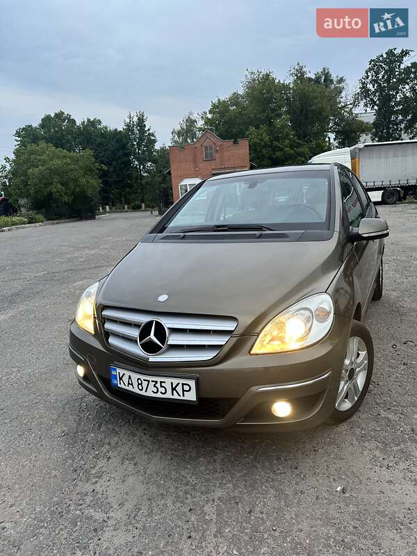 Mercedes-benz B-class (2009)
