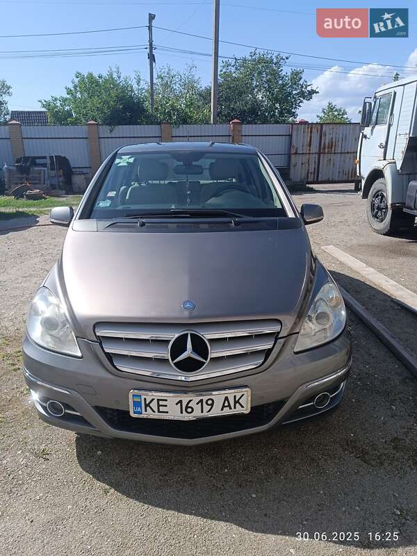 Mercedes-benz B-class (2008)