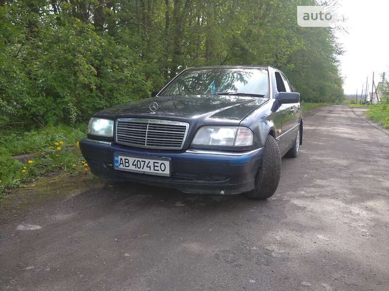 Mercedes-benz 180c (1999)