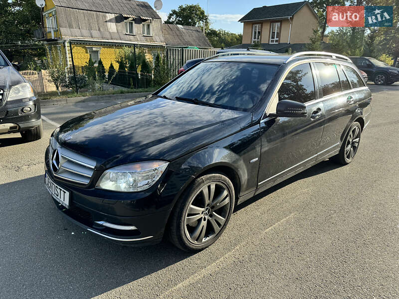 Mercedes-benz C 220 (2011)