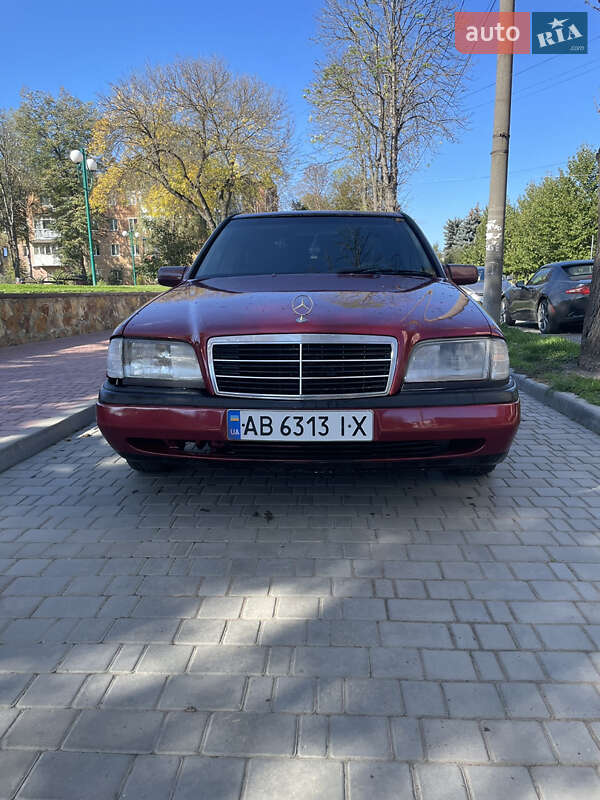Mercedes-benz 180c (1995)