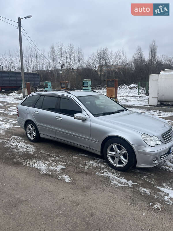Mercedes-benz C 200 cdi (2006)