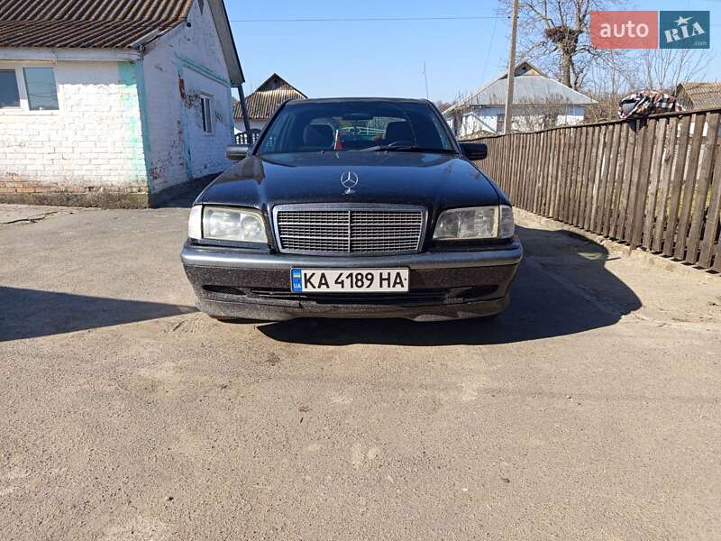 Mercedes-benz C-class (1998)