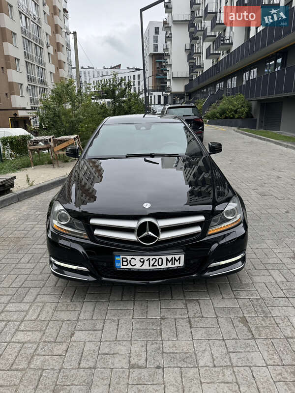 Mercedes-benz C-class (2011)