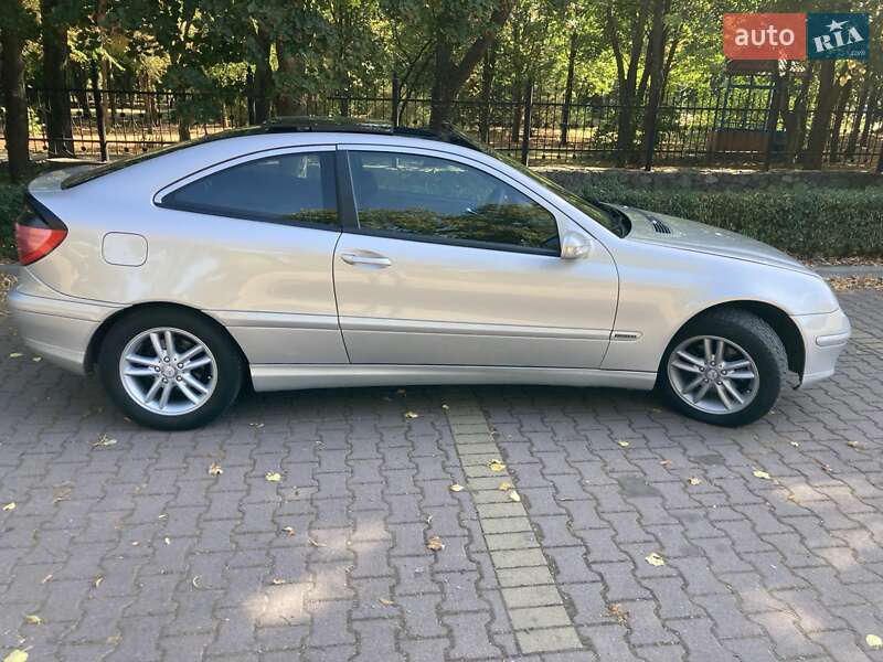 Mercedes-benz C-class (2001)