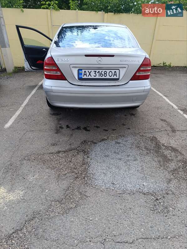 Mercedes-benz C-class (2000)