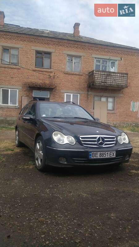 Mercedes-benz C-class (2004)