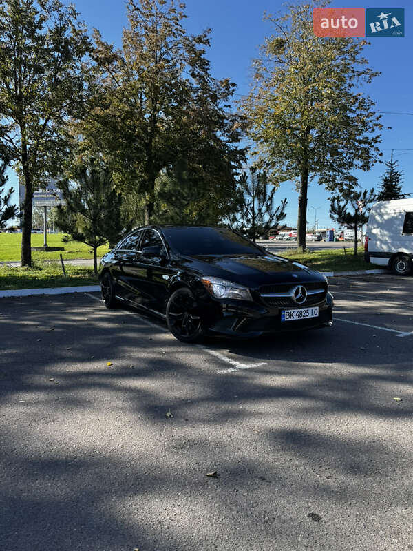 Mercedes-benz Cla 250 (2014)