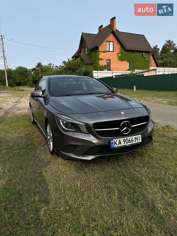 Mercedes-benz Cla-class (2015)