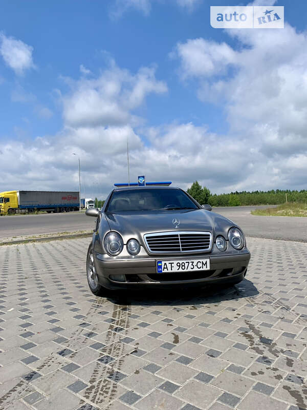 Mercedes-benz Clk-class (1998)