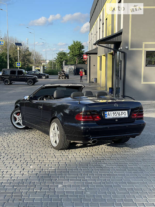 Mercedes-benz Clk-class (2000)