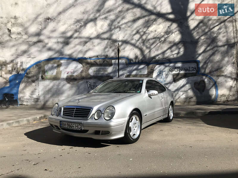 Mercedes-benz Clk-class (2001)