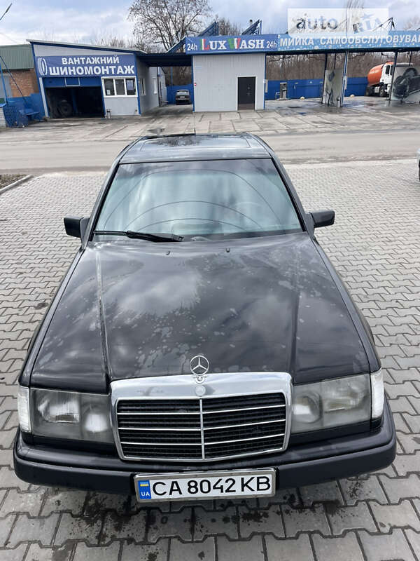 Mercedes-benz 230 (1988)