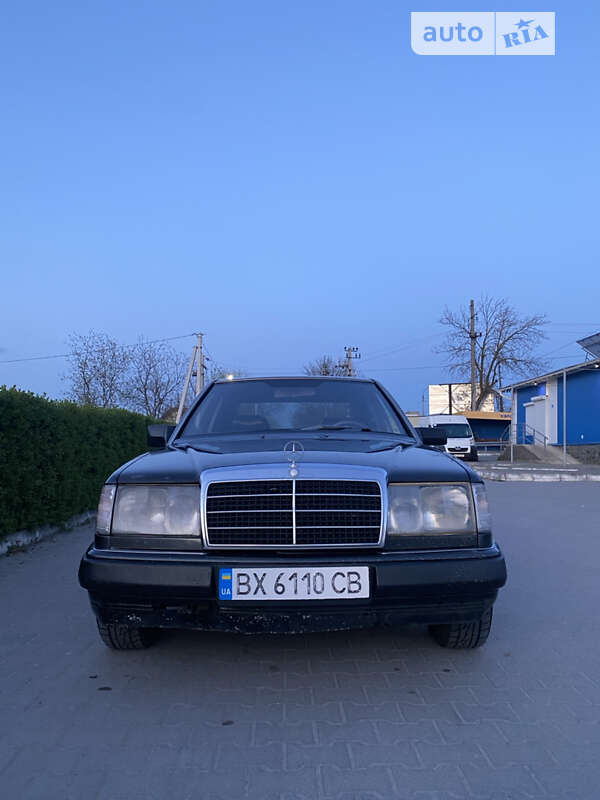 Mercedes-benz E 300 (1992)