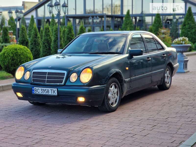 Mercedes-benz 200 e (1998)