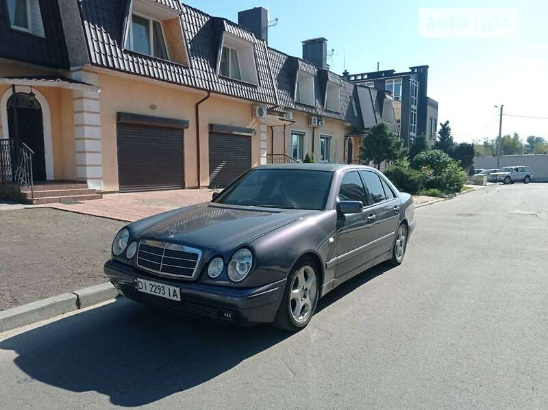 Mercedes-benz E 280 (1996)