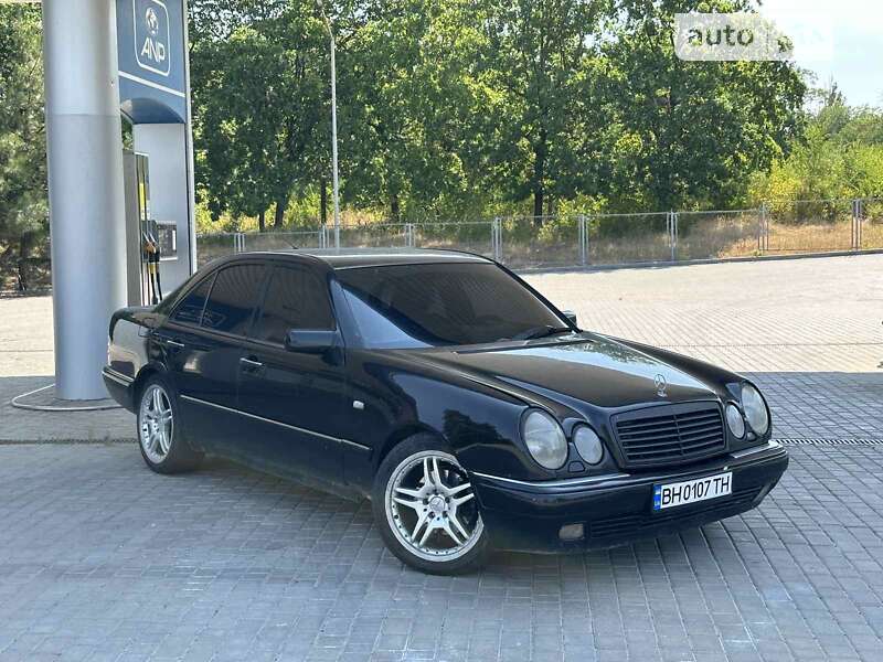 Mercedes-benz E 280 (1997)