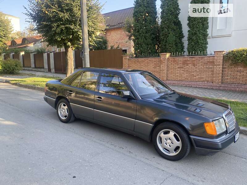 Mercedes-benz 230 e (1991)