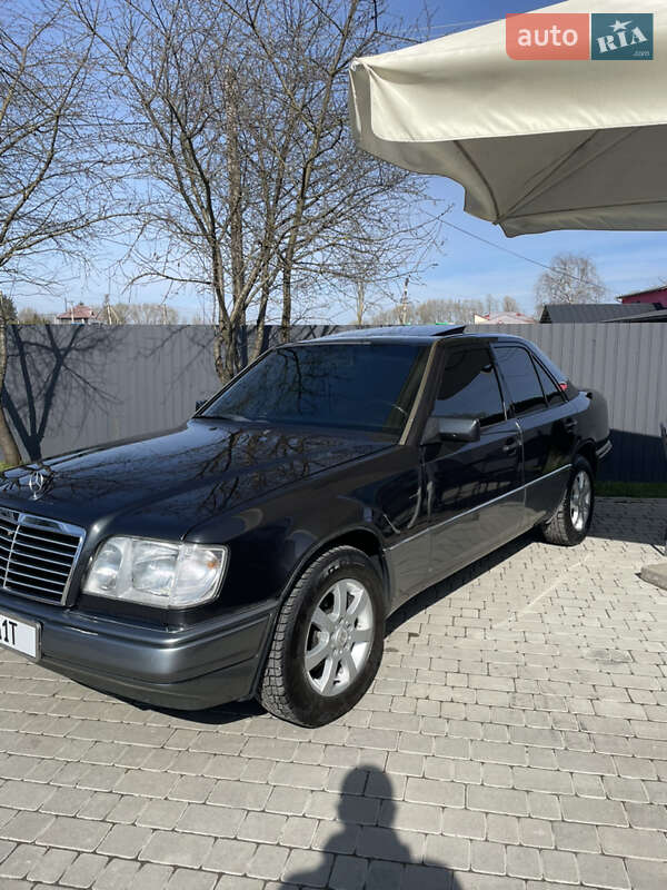 Mercedes-benz E 250 d (1995)