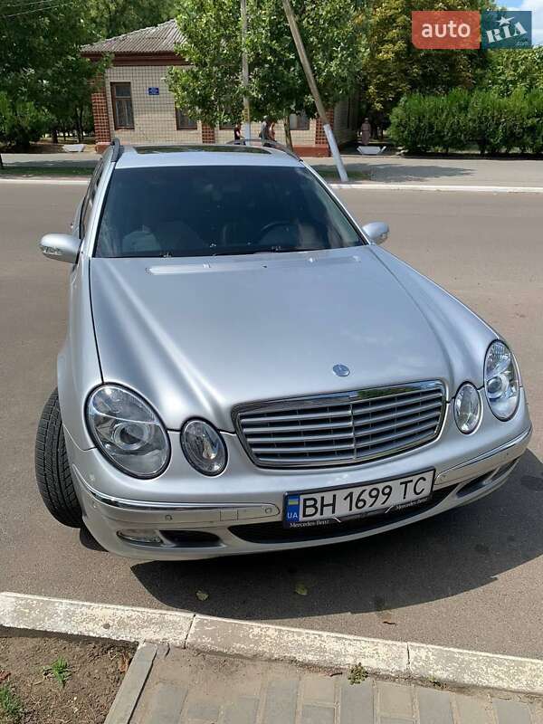 Mercedes-benz E 320 (2003)