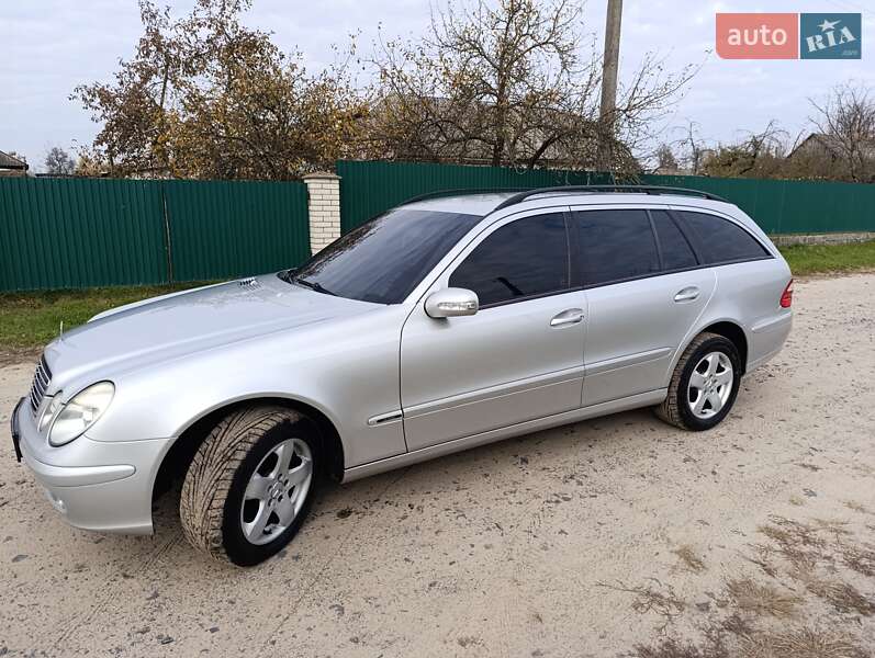 Mercedes-benz E-class (2004)