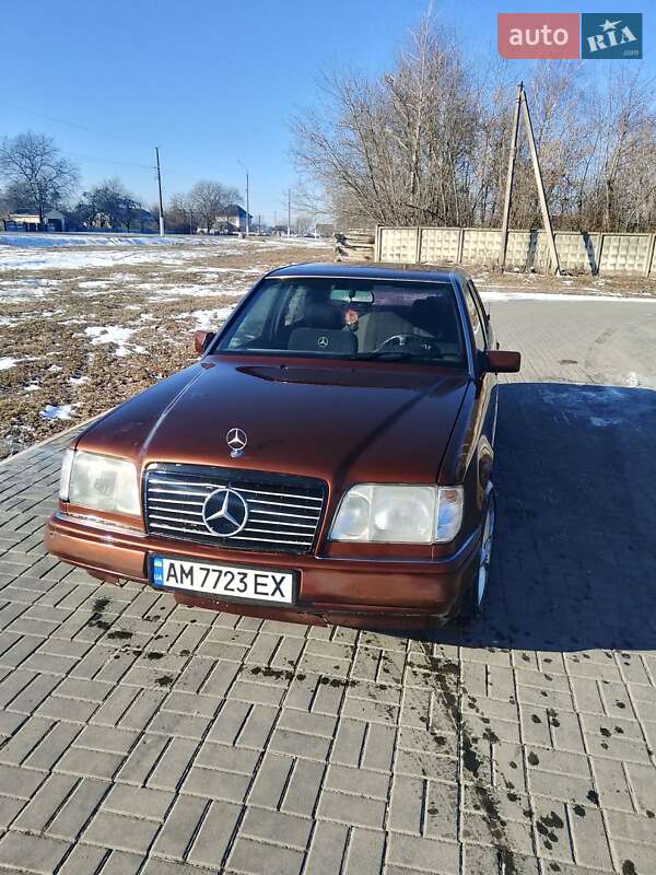 Mercedes-benz E-class (1993)