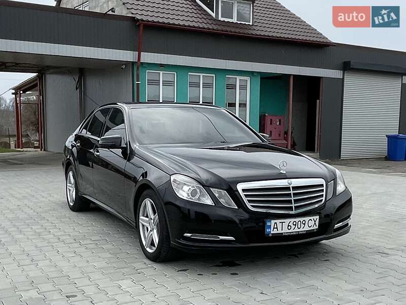 Mercedes-benz E-class (2012)