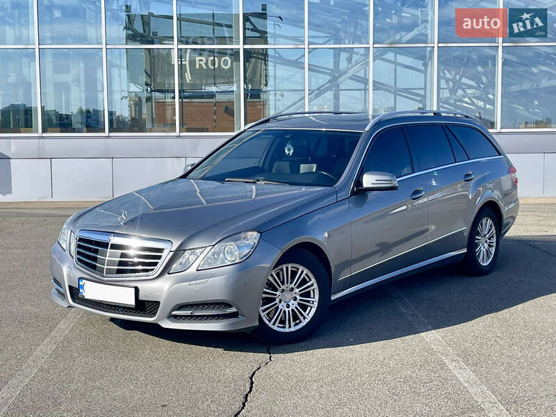 Mercedes-benz E-class (2012)
