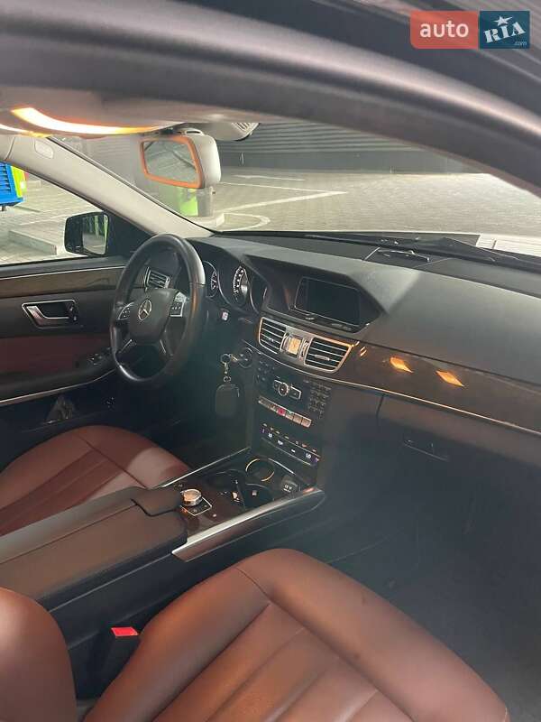 Mercedes-benz E-class (2013)