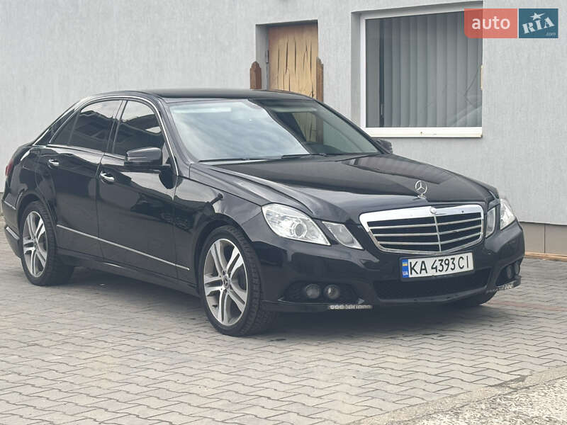 Mercedes-benz E-class (2010)