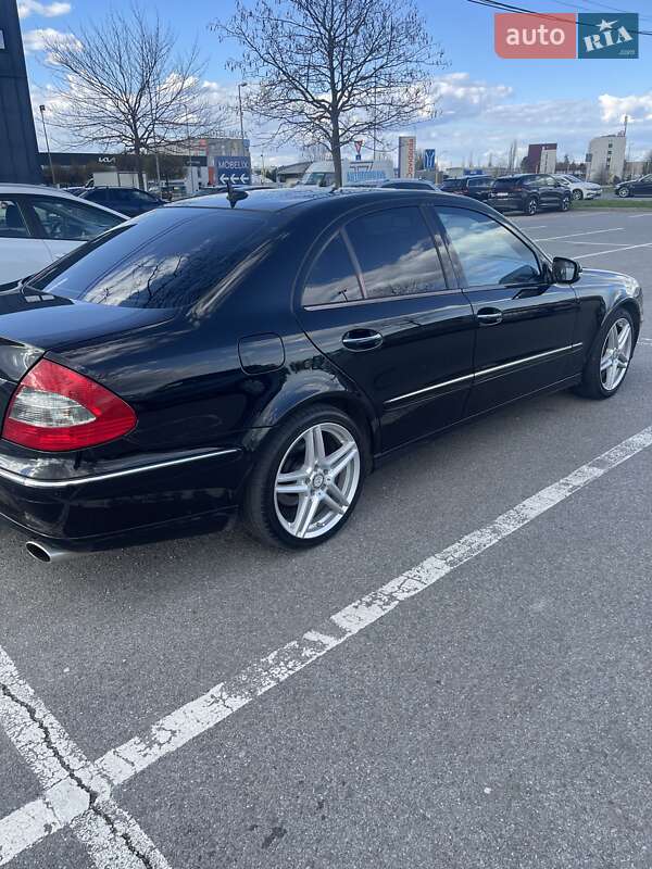 Mercedes-benz E-class (2006)