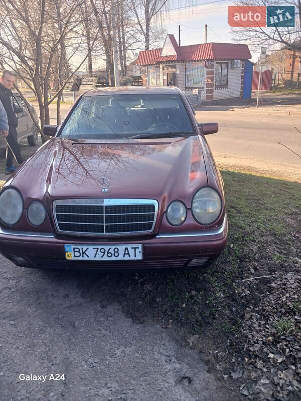 Mercedes-benz E-class (1997)