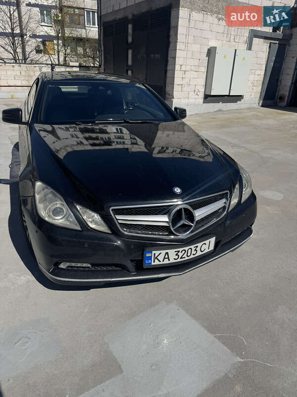 Mercedes-benz E-class (2010)