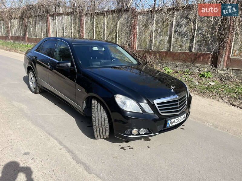 Mercedes-benz E-class (2010)