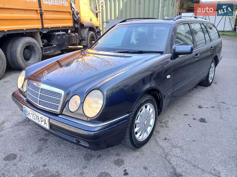 Mercedes-benz E-class (1998)