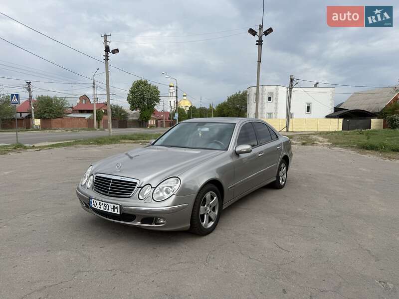 Mercedes-benz E-class (2003)
