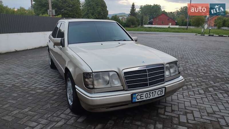 Mercedes-benz E-class (1993)