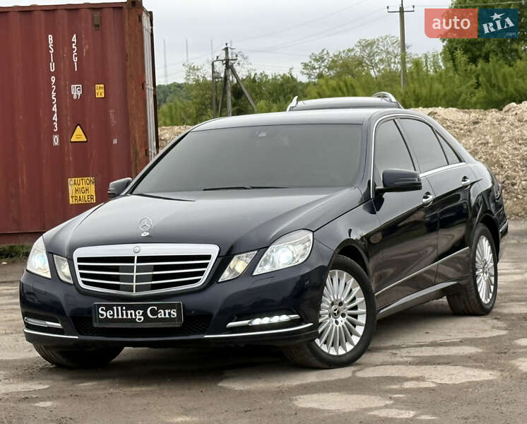 Mercedes-benz E-class (2012)
