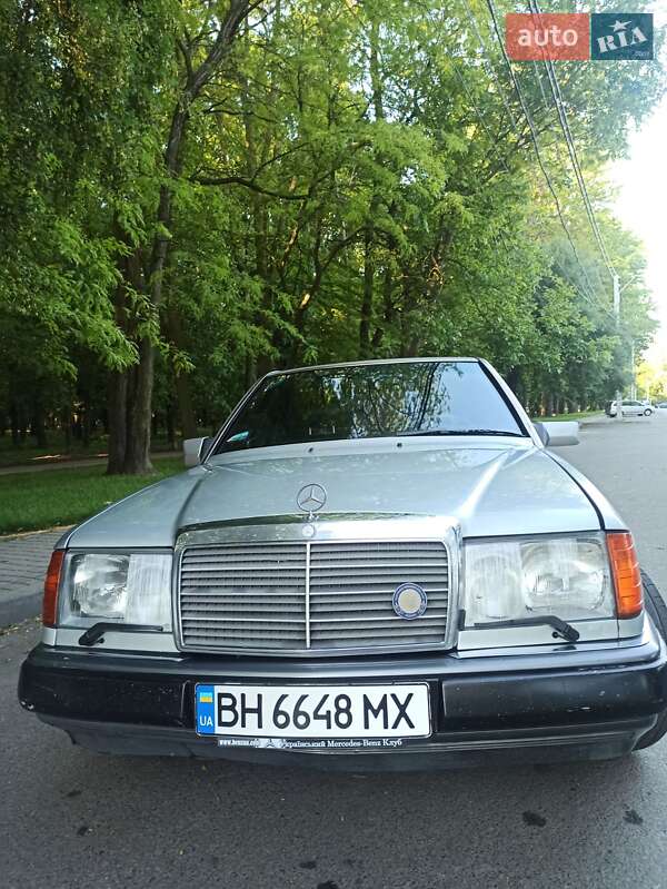 Mercedes-benz E-class (1993)