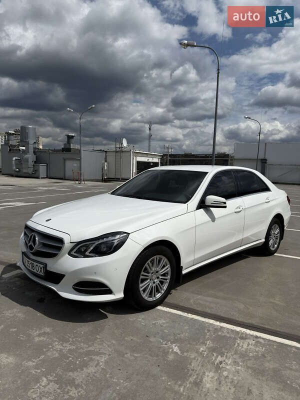 Mercedes-benz E-class (2013)