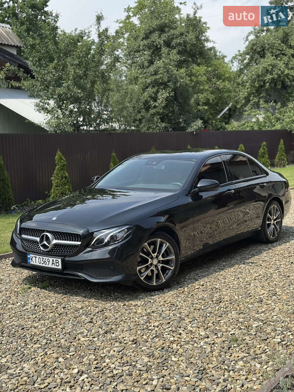 Mercedes-benz E-class (2016)